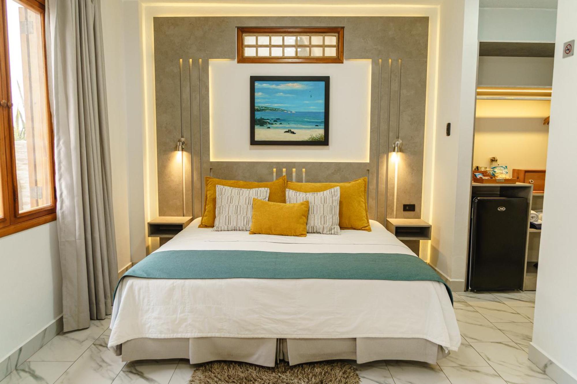 Hotel Santa Fe Puerto Ayora  Exteriör bild