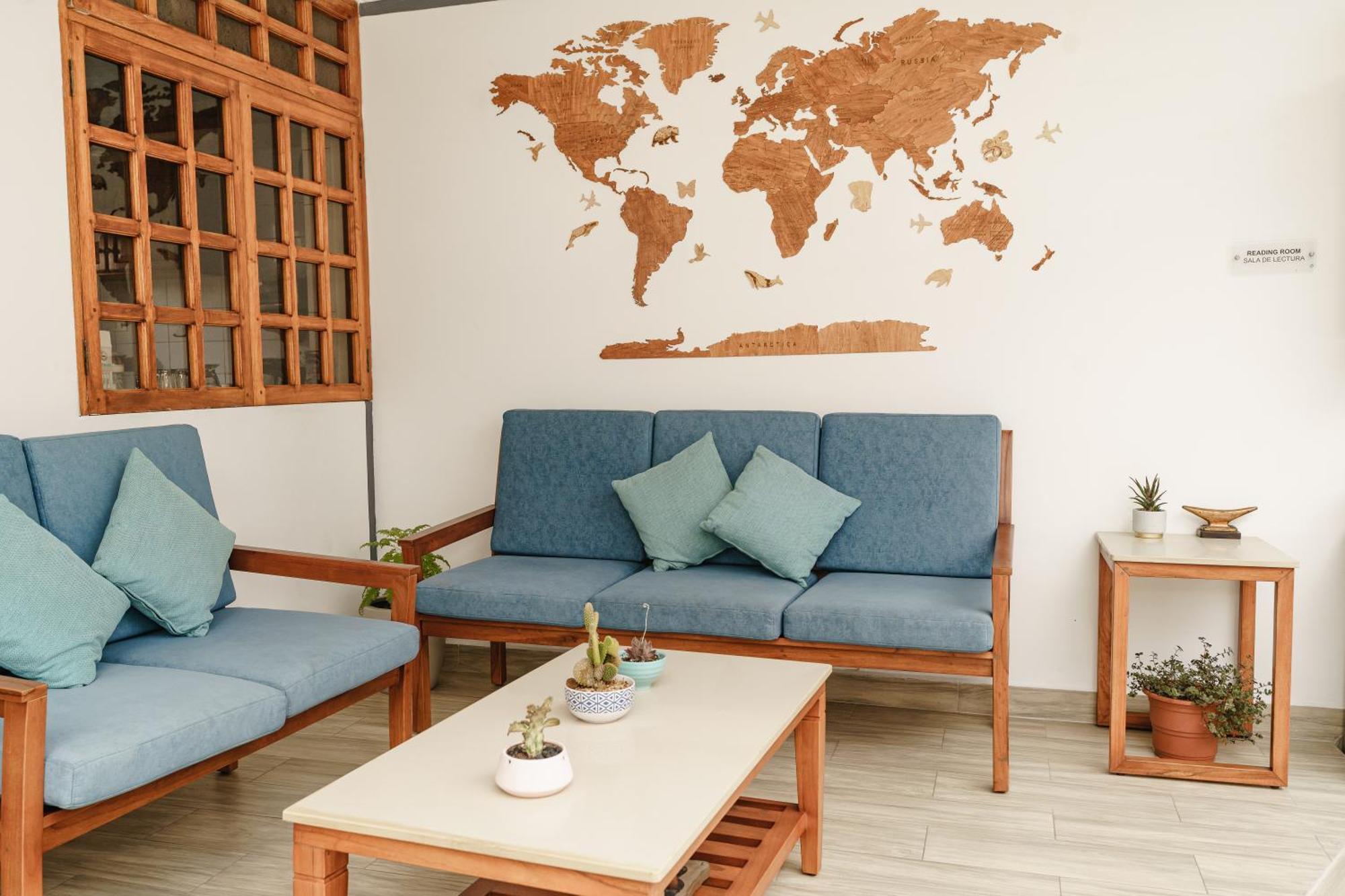 Hotel Santa Fe Puerto Ayora  Exteriör bild